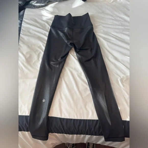 Lululemon wunder train High-Rise Tight 25” FOIL - Picture 2 of 7